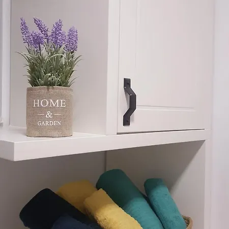Traveler's Place At Centre Apartment *