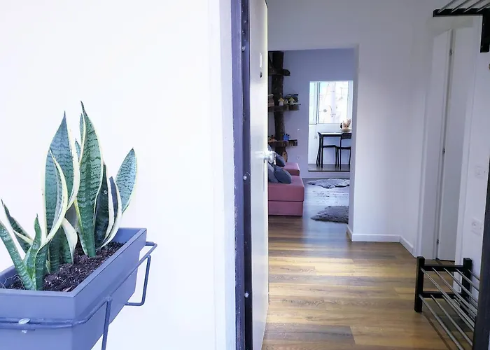 Lägenhet Traveler's Place At Centre Tirana